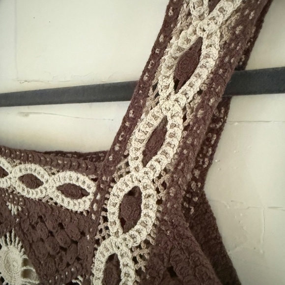 Vintage-Inspired Crochet Crop Top | Brown & Cream | Fits S/M - Picture 4 of 5